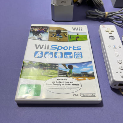 Nintendo Wii Console - Console